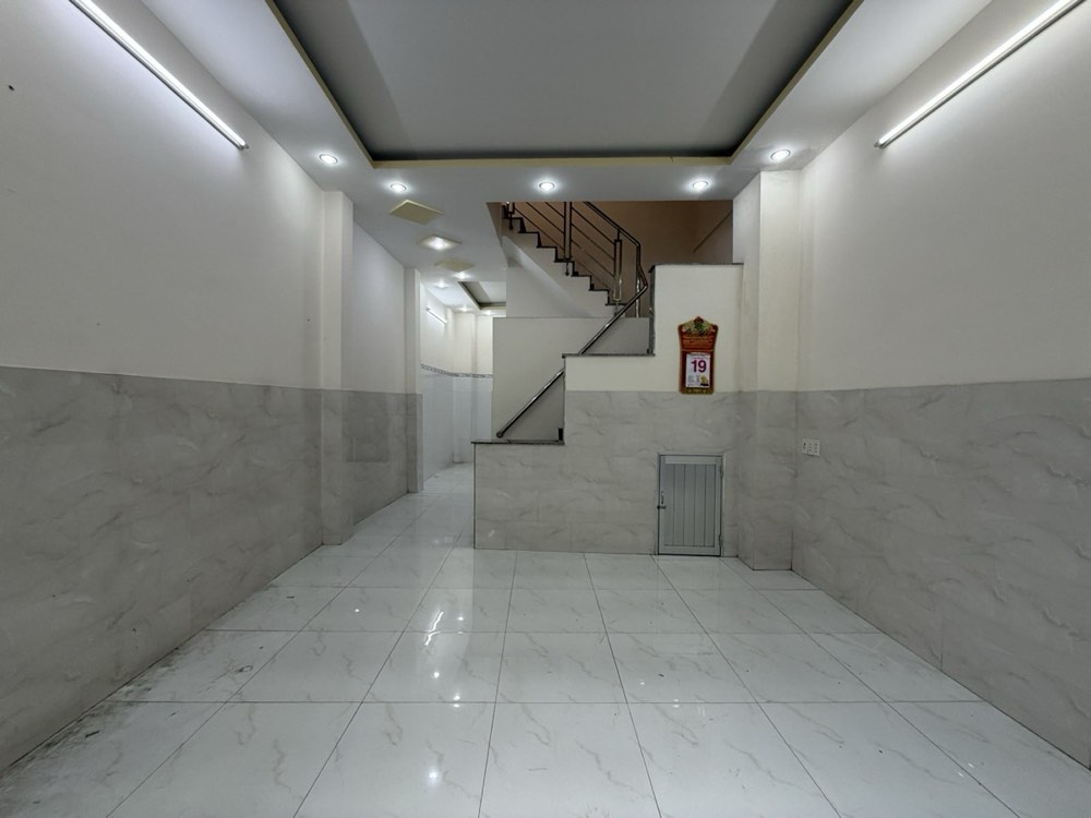 Bán nhà hẻm 766 Cách Mạng Tháng Tám, Tân Bình - ảnh 2