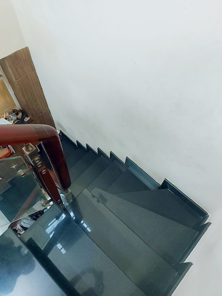 Bán nhà mặt tiền Nhật Tảo, Quận 10 - ảnh 4