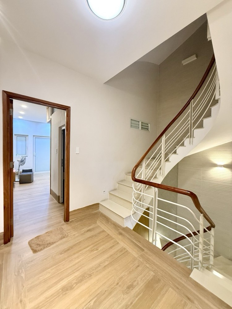 Bán nhà hẻm 585 Sư Vạn Hạnh, Quận 10 - ảnh 3