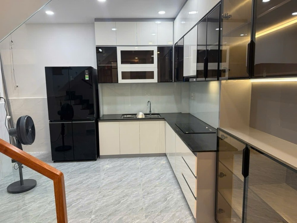 Bán nhà hẻm 606 Ba Tháng Hai, Quận 10 - ảnh 2