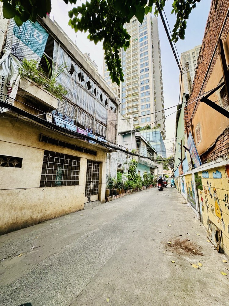 Bán nhà hẻm đường Thành Thái, Quận 10