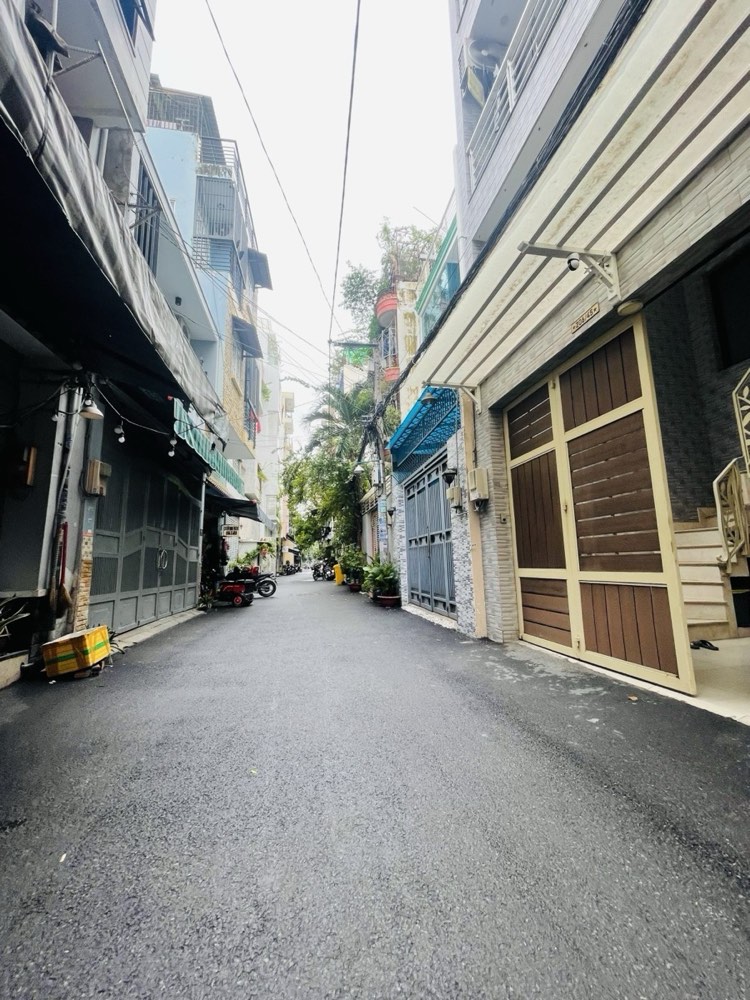 Bán nhà hẻm 206 Lý Thường Kiệt, Quận 10 - ảnh 1