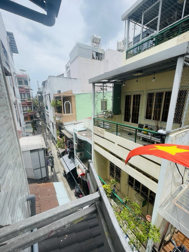Bán nhà hẻm 704 Nguyễn Đình Chiểu, Quận 3 - ảnh 1