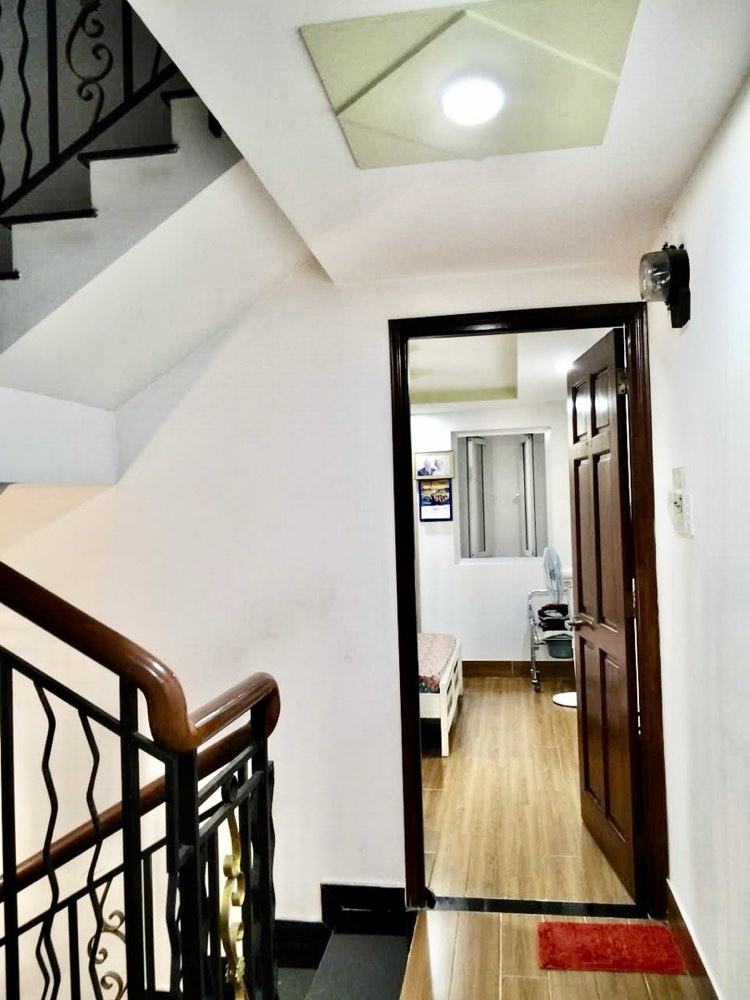 Bán nhà hẻm 372 Cách Mạng Tháng Tám, Quận 3 - ảnh 3