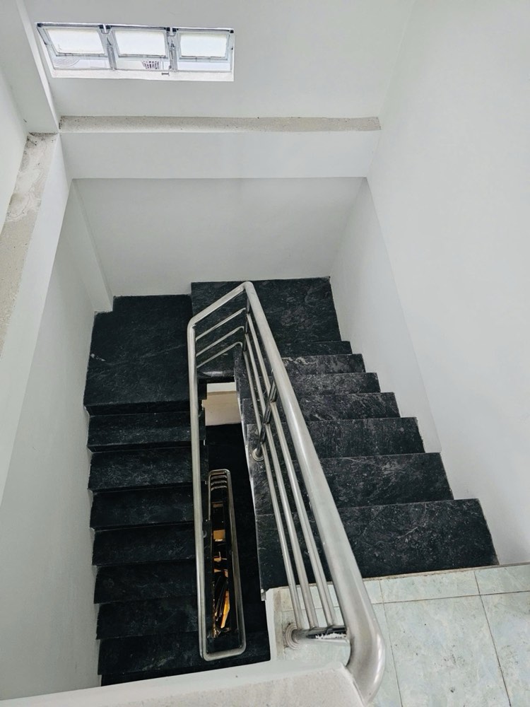 Bán nhà mặt tiền Hoa Đào, Phú Nhuận - ảnh 2
