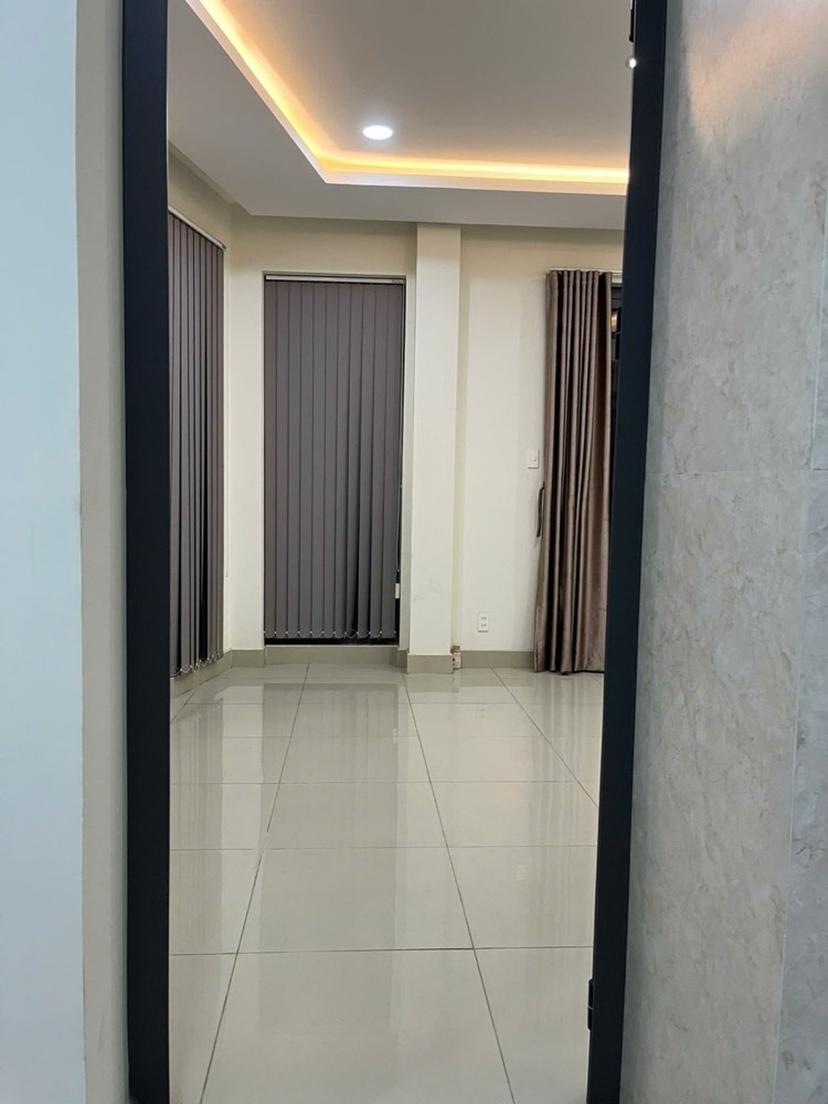 Bán tòa nhà mặt tiền Nguyễn Thị Minh Khai, Quận 3 - ảnh 2