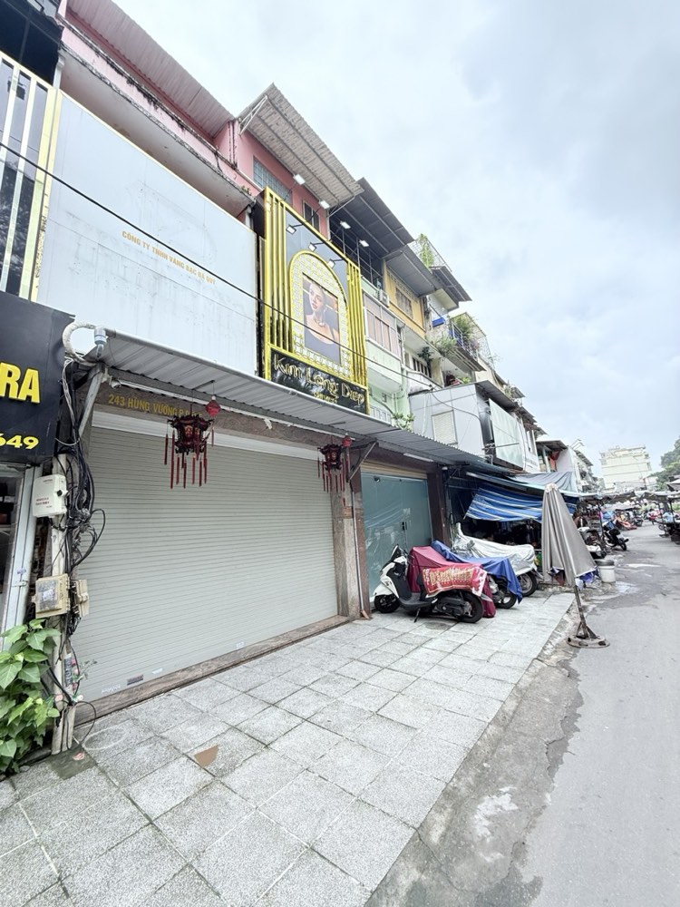 Bán nhà mặt tiền Hùng Vương, Quận 5 - ảnh 2