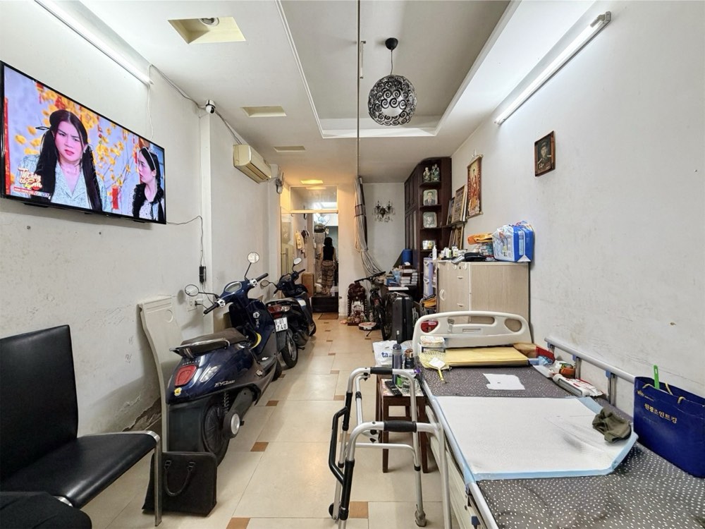 Bán nhà hẻm 451 Tô Hiến Thành, Quận 10 - ảnh 1