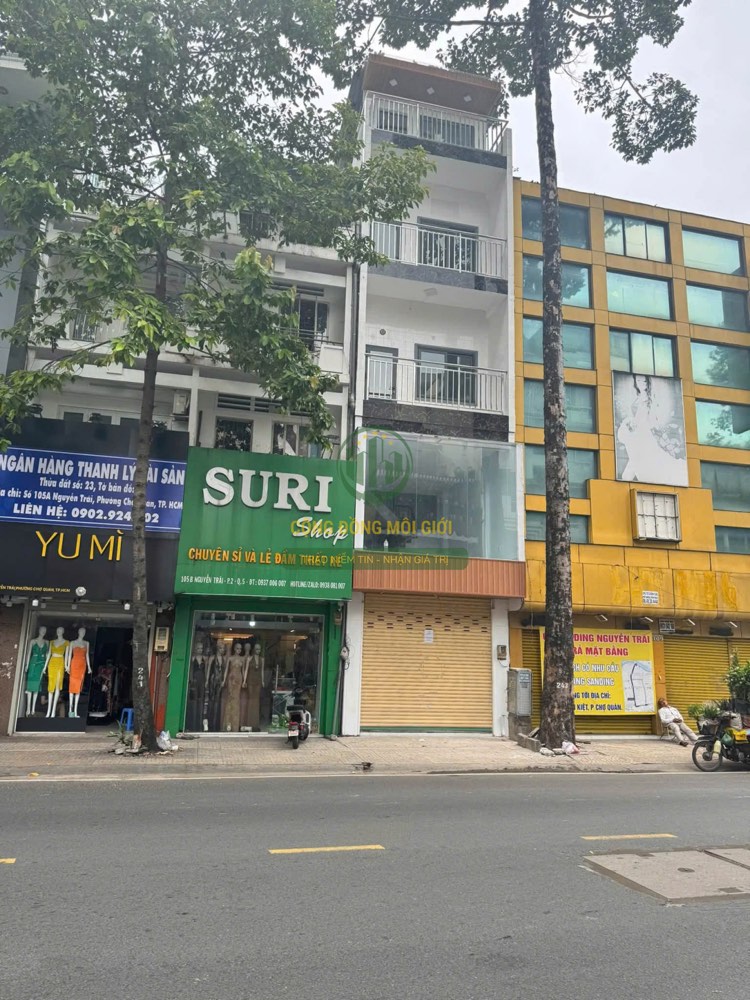 Bán nhà mặt tiền Nguyễn Trãi, Quận 5