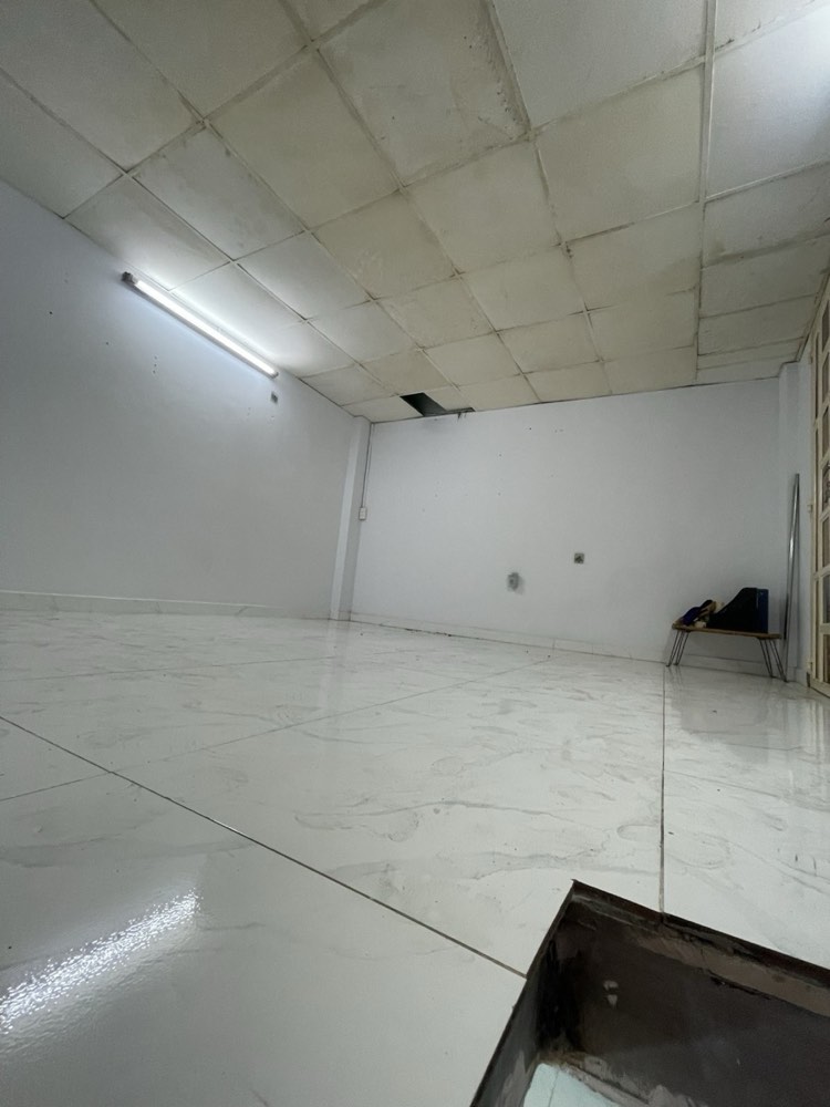 Bán nhà hẻm 322 Trần Hưng Đạo, Quận 1 - ảnh 4