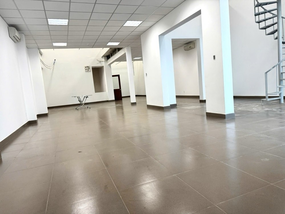 Bán tòa nhà văn phòng mặt tiền Hoàng Diệu, Phú Nhuận - ảnh 6