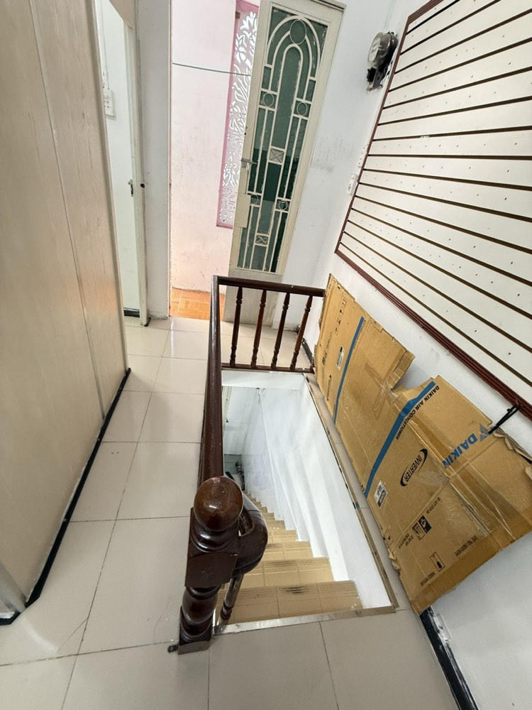 Bán nhà hẻm 163 Tô Hiến Thành, Quận 10 - ảnh 1