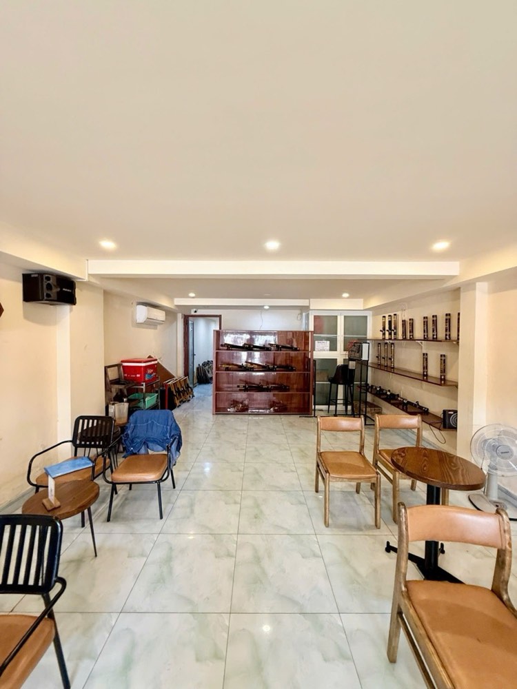 Bán nhà mặt tiền Võ Văn Kiệt, Quận 1 - ảnh 3