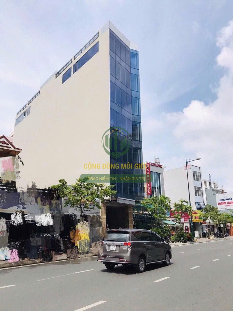 Bán tòa nhà mặt tiền 24 Bạch Đằng, Tân Bình