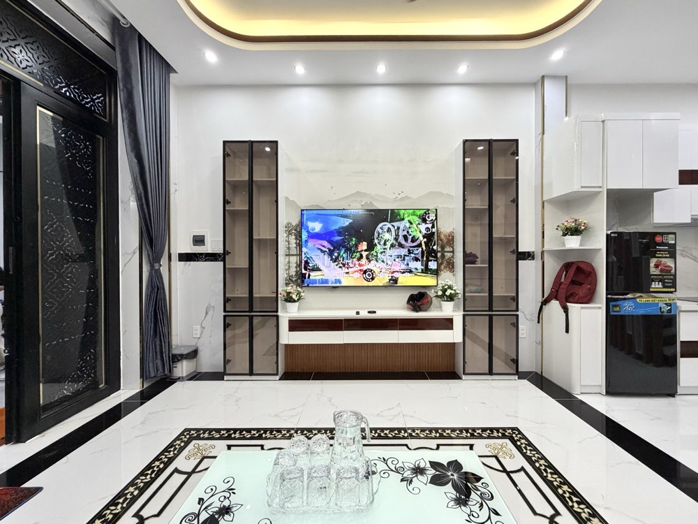 Bán nhà hẻm 120 Thích Quảng Đức, Phú Nhuận