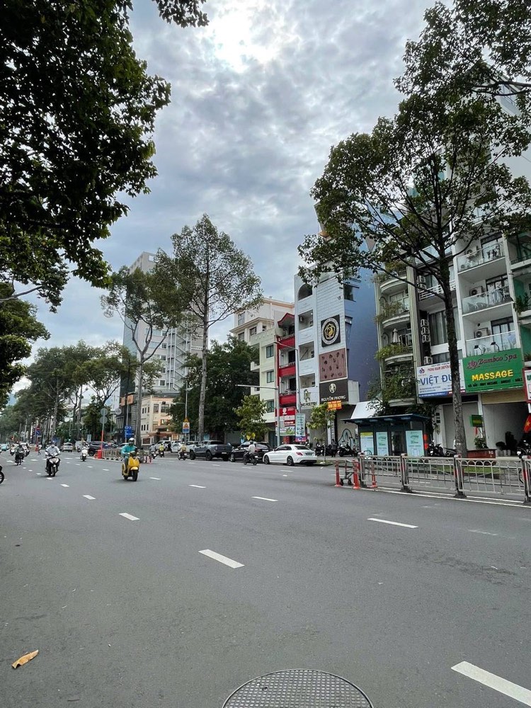 Bán nhà mặt tiền Trần Hưng Đạo, Quận 1 - ảnh 5