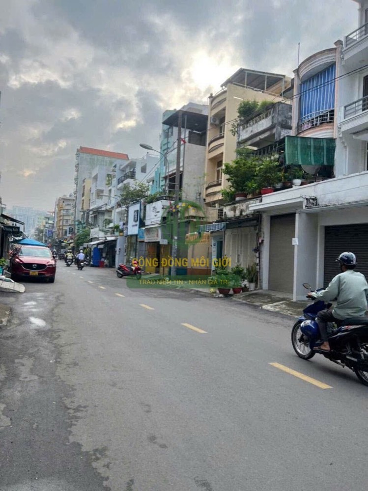 Bán nhà hẻm 305 Cao Đạt, Quận 5 - ảnh 2