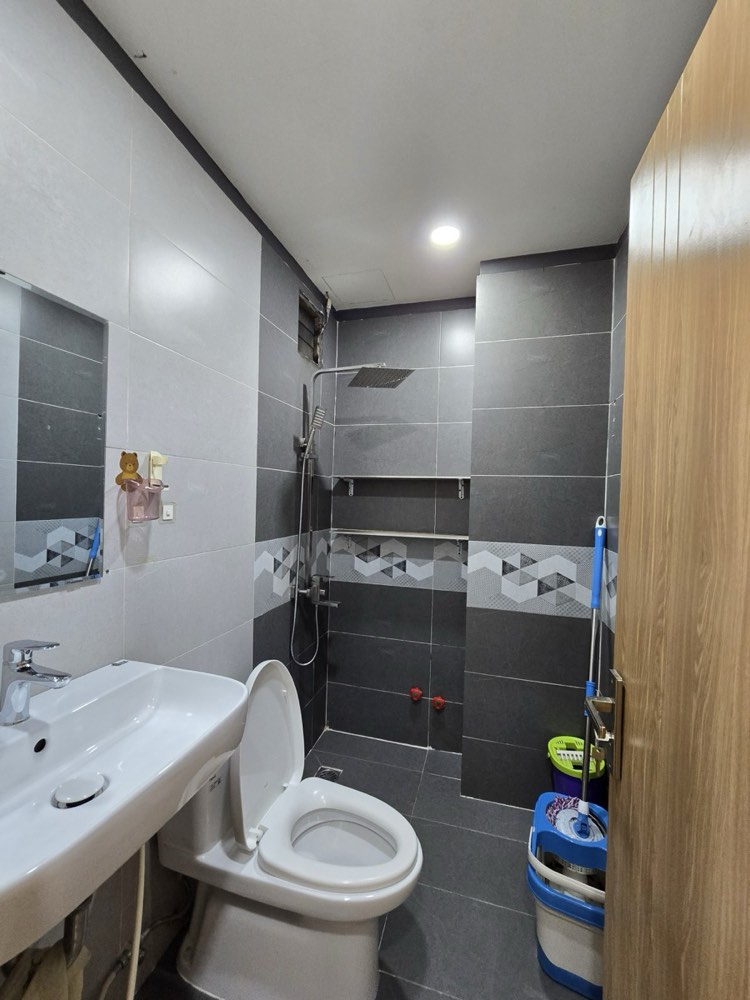 Bán nhà hẻm 105H Hồ Thị Kỷ, Quận 10 - ảnh 1
