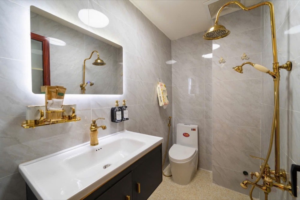 Bán nhà hẻm 30 Đường Calmette, Quận 1 - ảnh 2