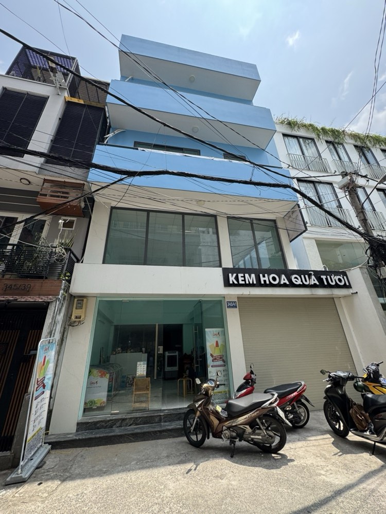 Bán tòa nhà văn phòng hẻm 345 Trần Hưng Đạo, Quận 1 - ảnh 1
