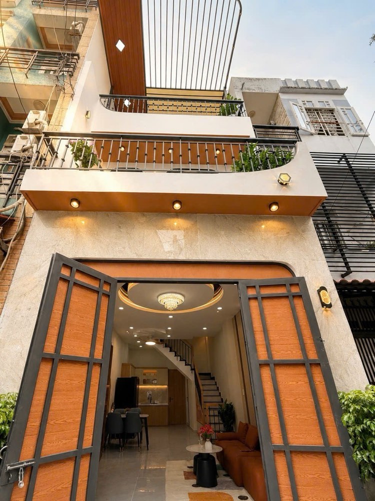 Bán nhà hẻm 304 Bùi Đình Tuý, Bình Thạnh
