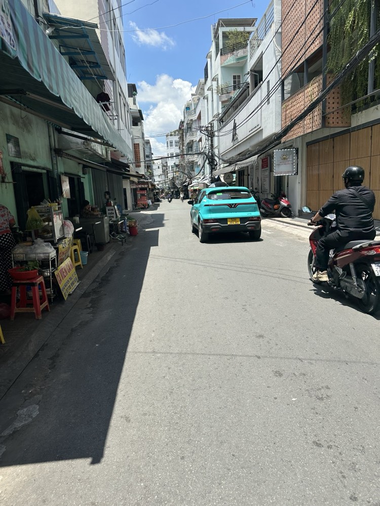 Bán nhà hẻm 565 Nguyễn Trãi, Quận 5