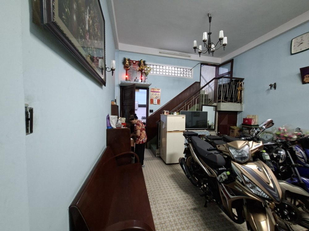 Bán nhà mặt tiền Tô Hiến Thành, Quận 10