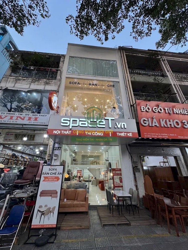 Bán nhà mặt tiền Ngô Gia Tự, Quận 10