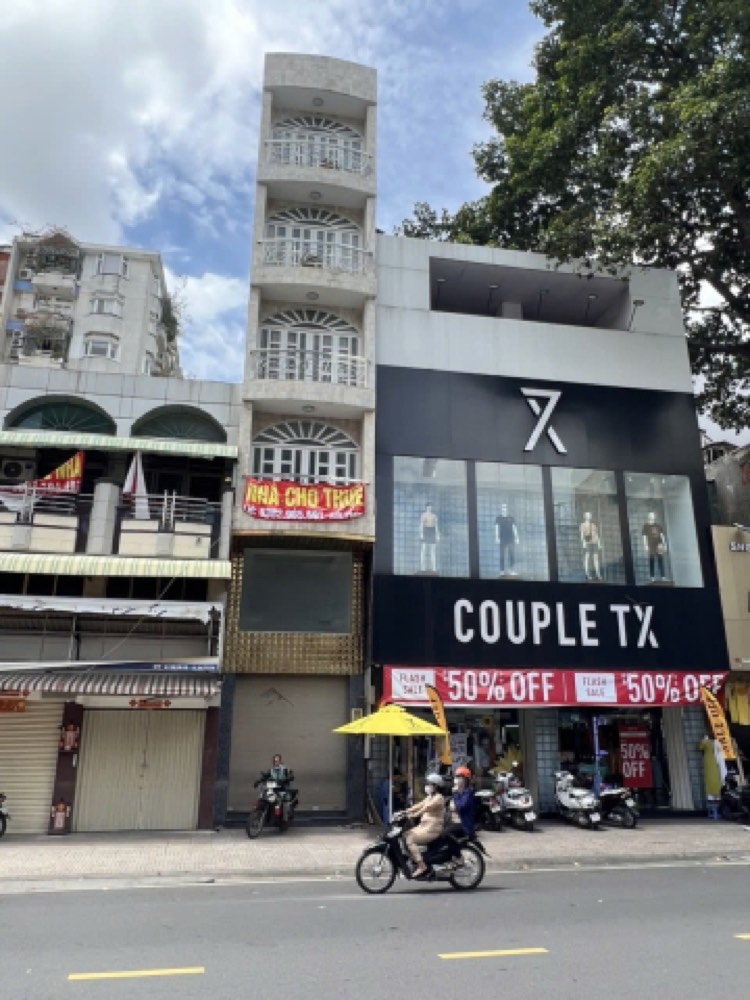 Bán nhà mặt tiền Nguyễn Trãi, Quận 5