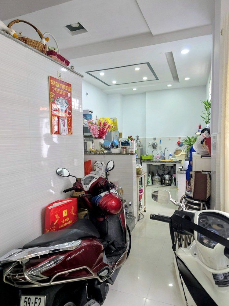 Bán nhà hẻm 69 Nguyễn Đình Chính, Phú Nhuận - ảnh 1