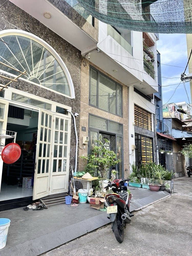 Bán nhà đường Thành Thái, Quận 10 - ảnh 1