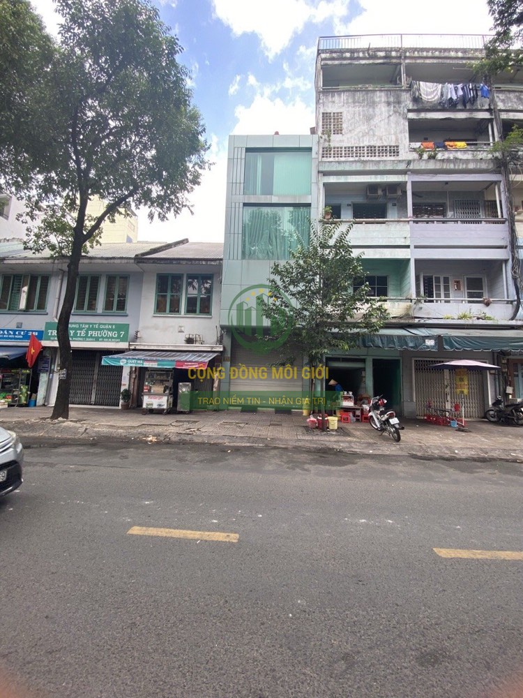 Bán nhà mặt tiền Bùi Hữu Nghĩa, Quận 5 - ảnh 1