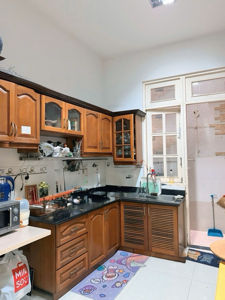 Bán biệt thự hẻm 21 Trường Sơn, Tân Bình - ảnh 1